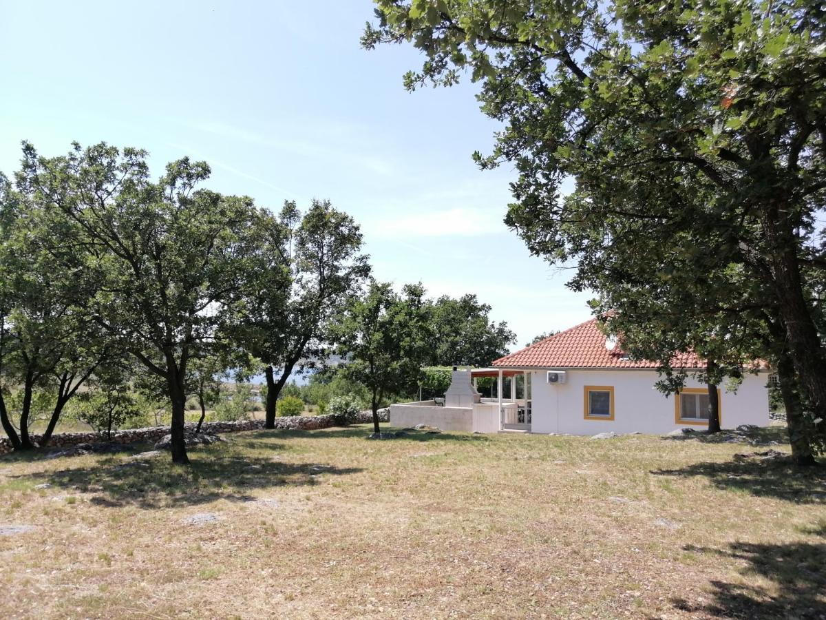 Holiday House Tunjarice Obrovac Eksteriør billede